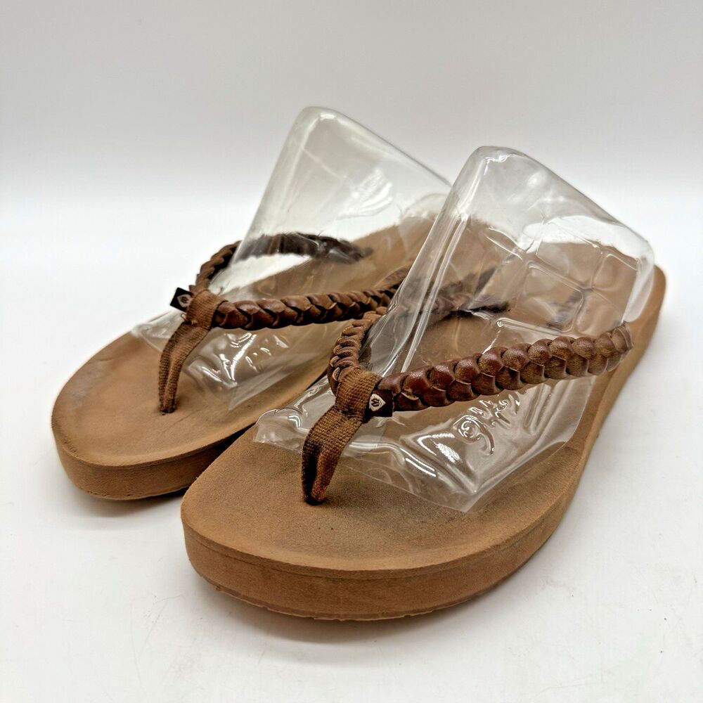 Minnetonka Hallie Braided Leather Flip Flop Women's 6 Tan Flip Flop Sandal 75611